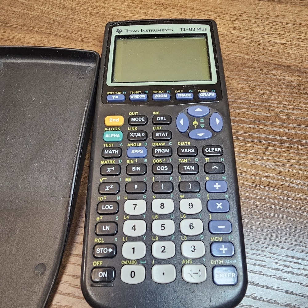Texas Instruments TI-83 Plus Graphing Calculator w Cover Manual Tested - Picture 9 of 13